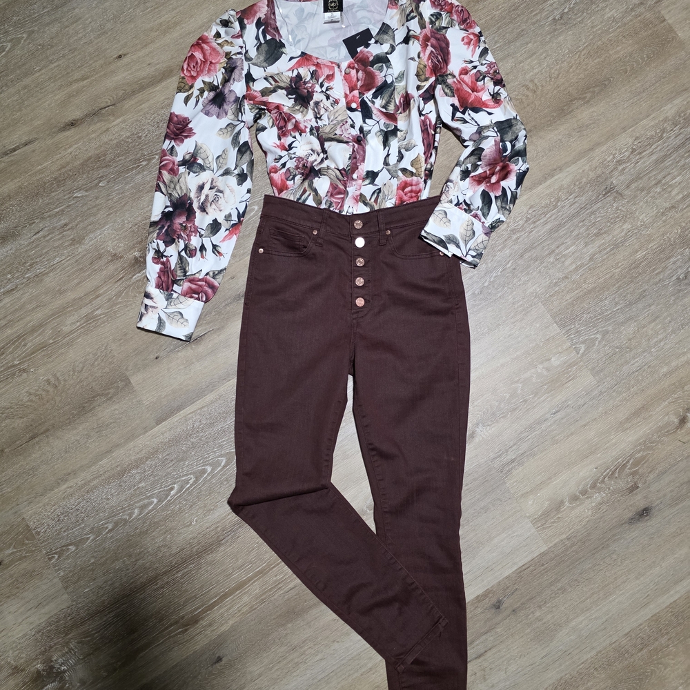 GUESS Burgundy Skinny Button Fly  5-pocket Jeans